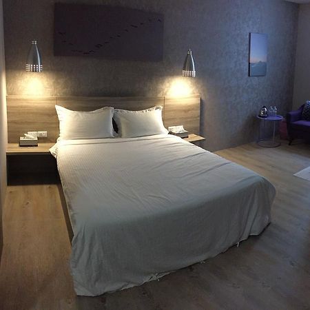 Cozy Cozy Hostel Đài Nam Ngoại thất bức ảnh