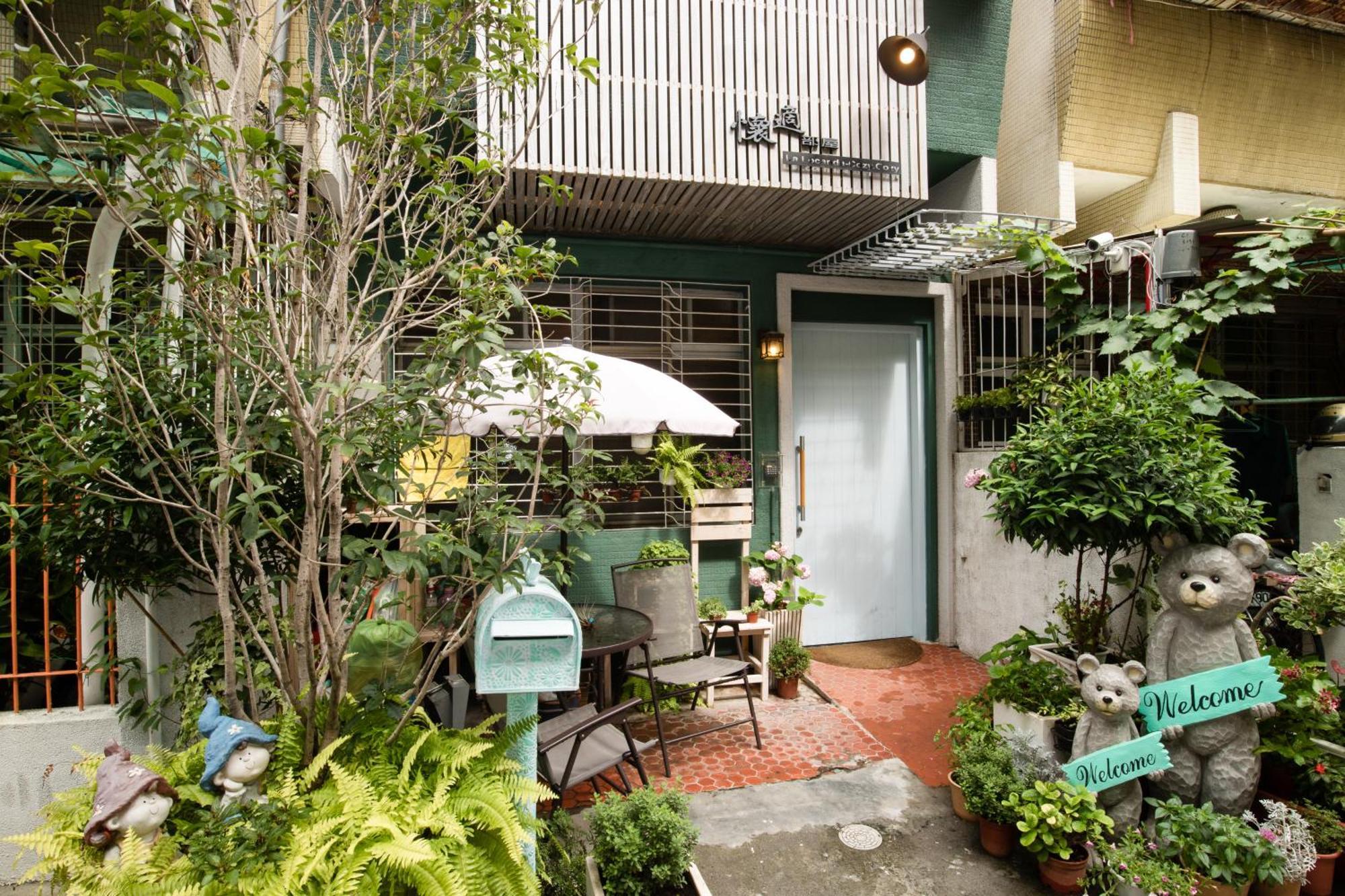 Cozy Cozy Hostel Đài Nam Ngoại thất bức ảnh