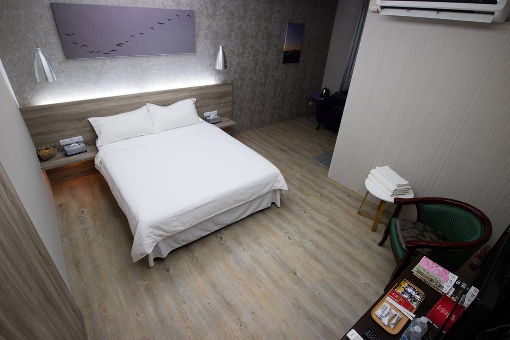 Cozy Cozy Hostel Đài Nam Ngoại thất bức ảnh