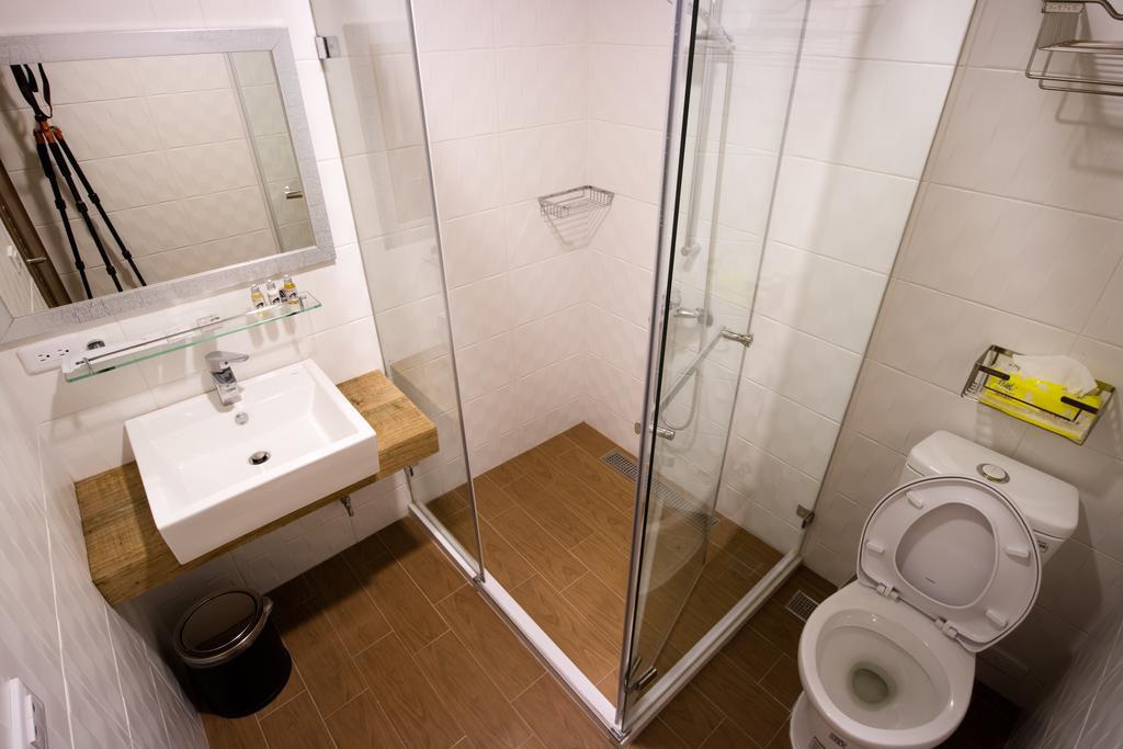 Cozy Cozy Hostel Đài Nam Ngoại thất bức ảnh